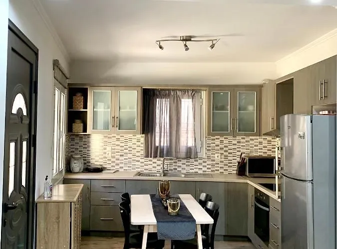 Leo's Apartment Lefkada City